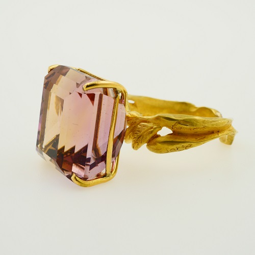 Example of jewelry metamorphosis. Reusing gold and ametrine naturalstone to create a new ring